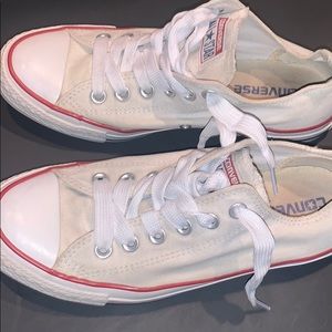 Women’s Converse 7.5